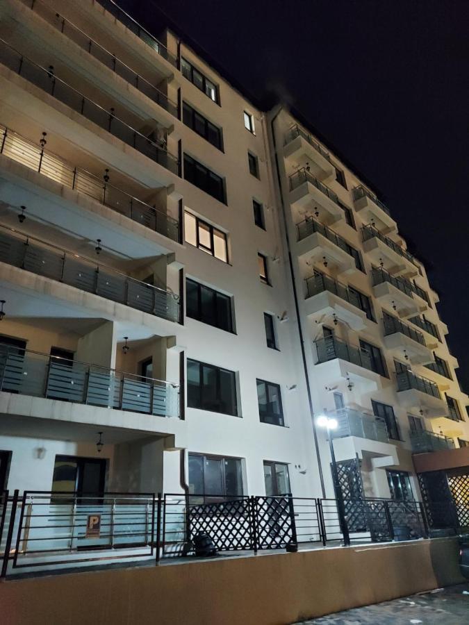 Bya Luxury Apartment Valea Lupului  Luaran gambar