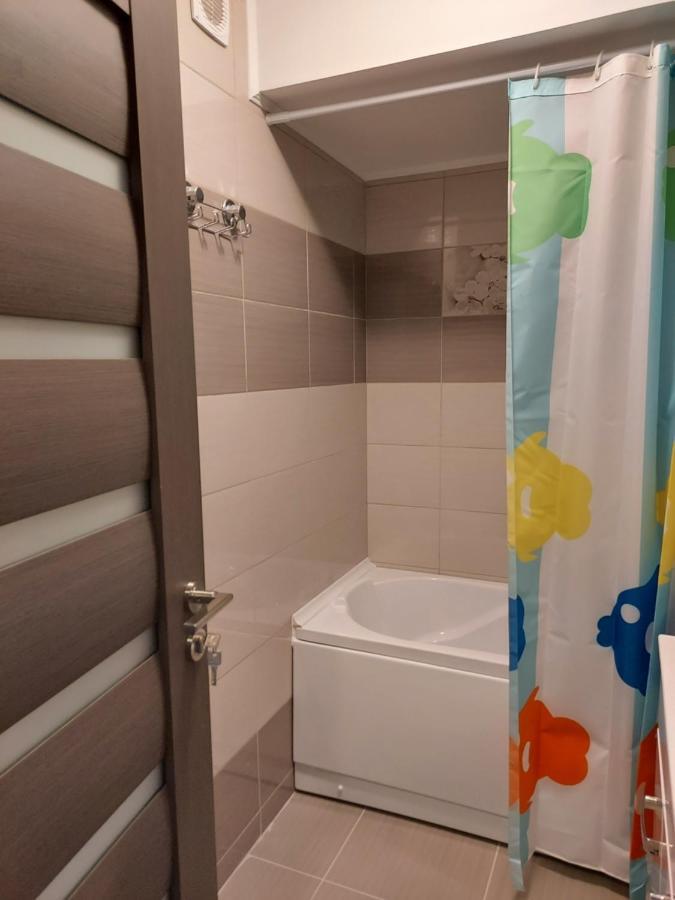 Bya Luxury Apartment Valea Lupului  Luaran gambar